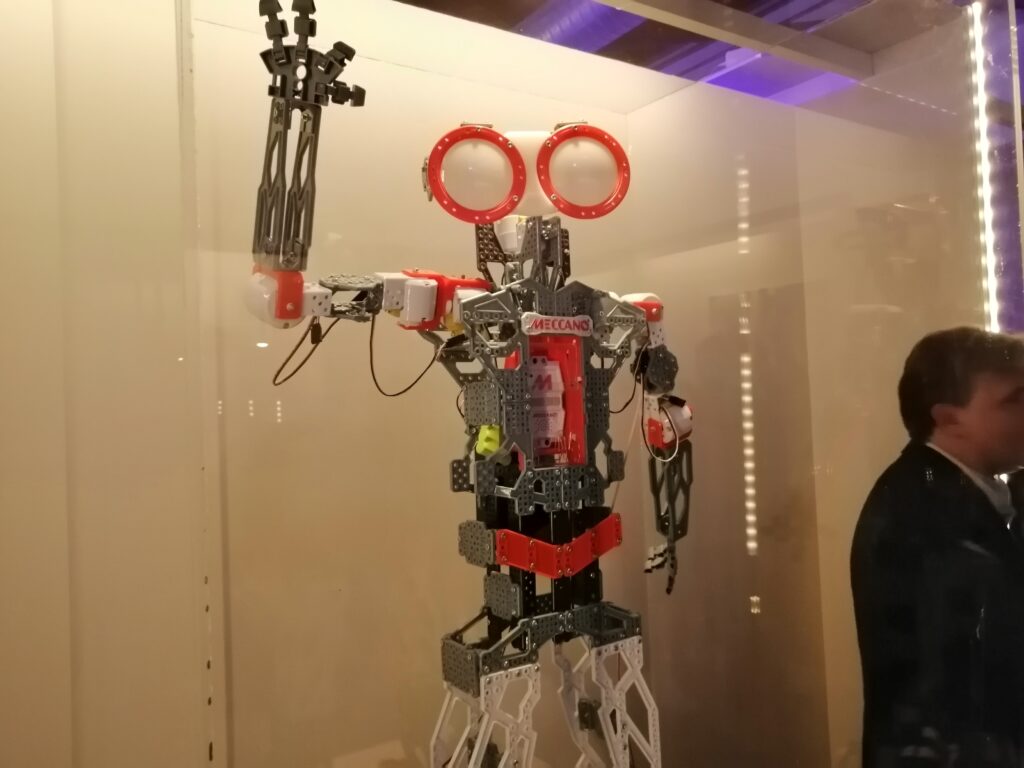 IMG 20191010 200117 1024x768 - Io,Robotto automi da compagnia- la mostra dei robot guidata da Amazon Alexa