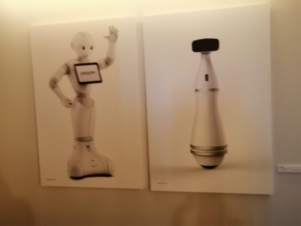IMG 20191010 201440 1024x768 - Io,Robotto automi da compagnia- la mostra dei robot guidata da Amazon Alexa