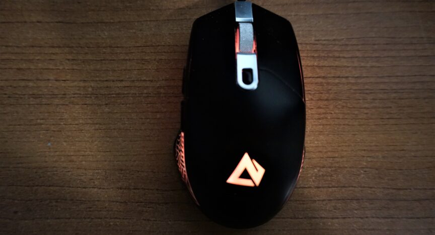 DSC00784 864x467 - Aukey Scarab mouse gaming RGB recensione