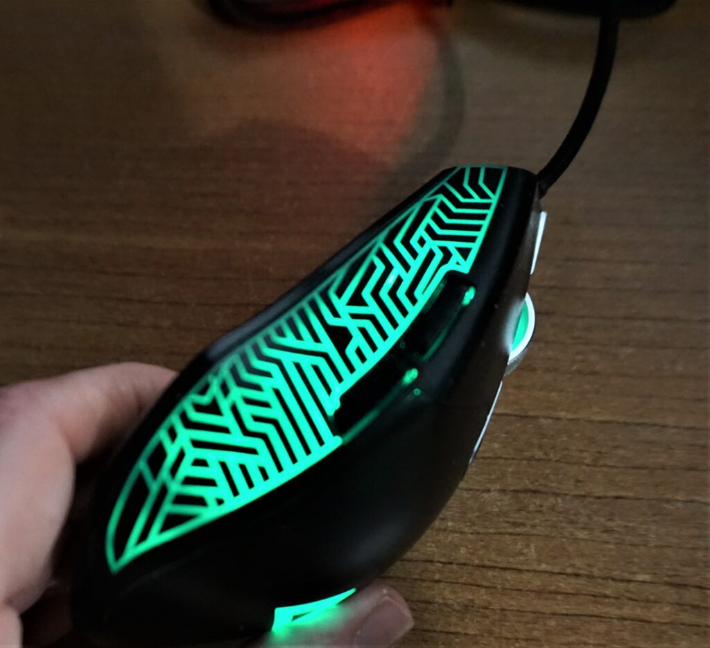 DSC00786 1024x935 - Aukey Scarab mouse gaming RGB recensione