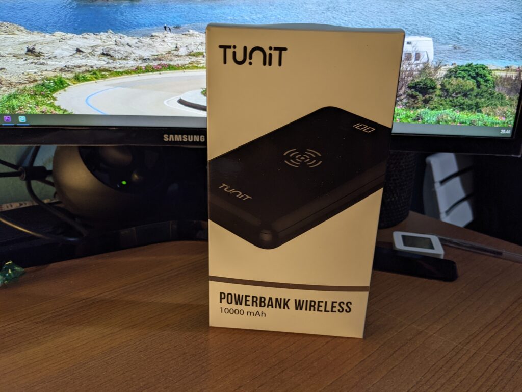 PXL 20210223 194446543 1024x768 - Tunit  Powerbank Wireless 10.000 mAh recensione