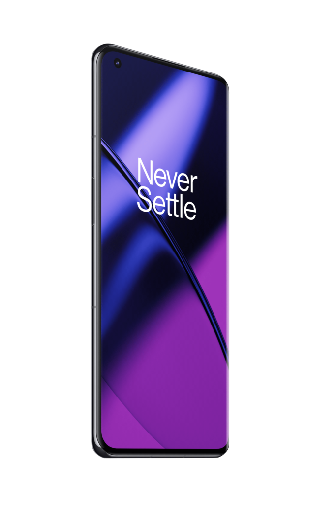 OnePlus 11 render Titan Black render 4 683x1024 - OnePlus presenta OnePlus 11 5G