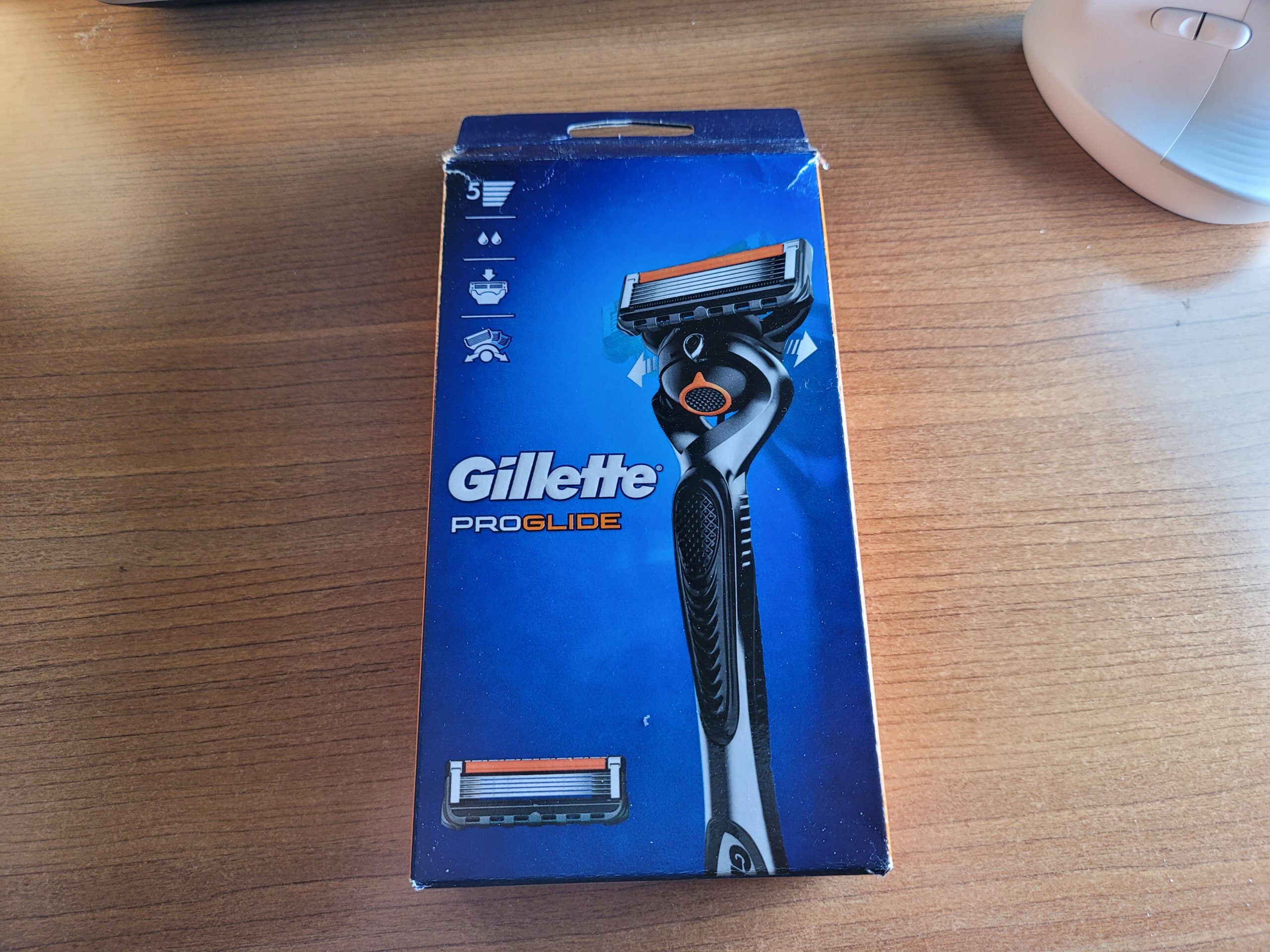 Gillette Sensitive SkinGuard, MACH3, Fusion 5 e ProGlide