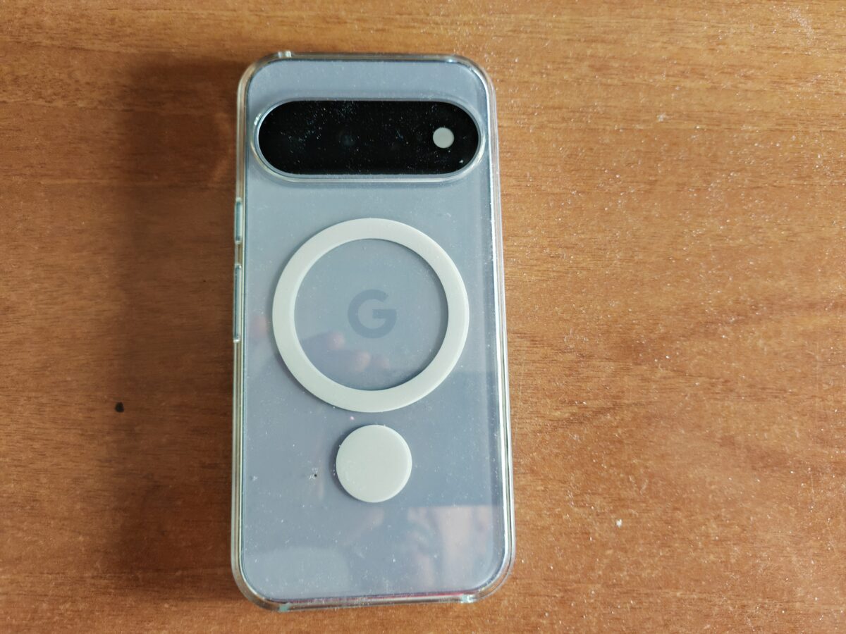 Cover Google Pixelsnap per Pixel 11