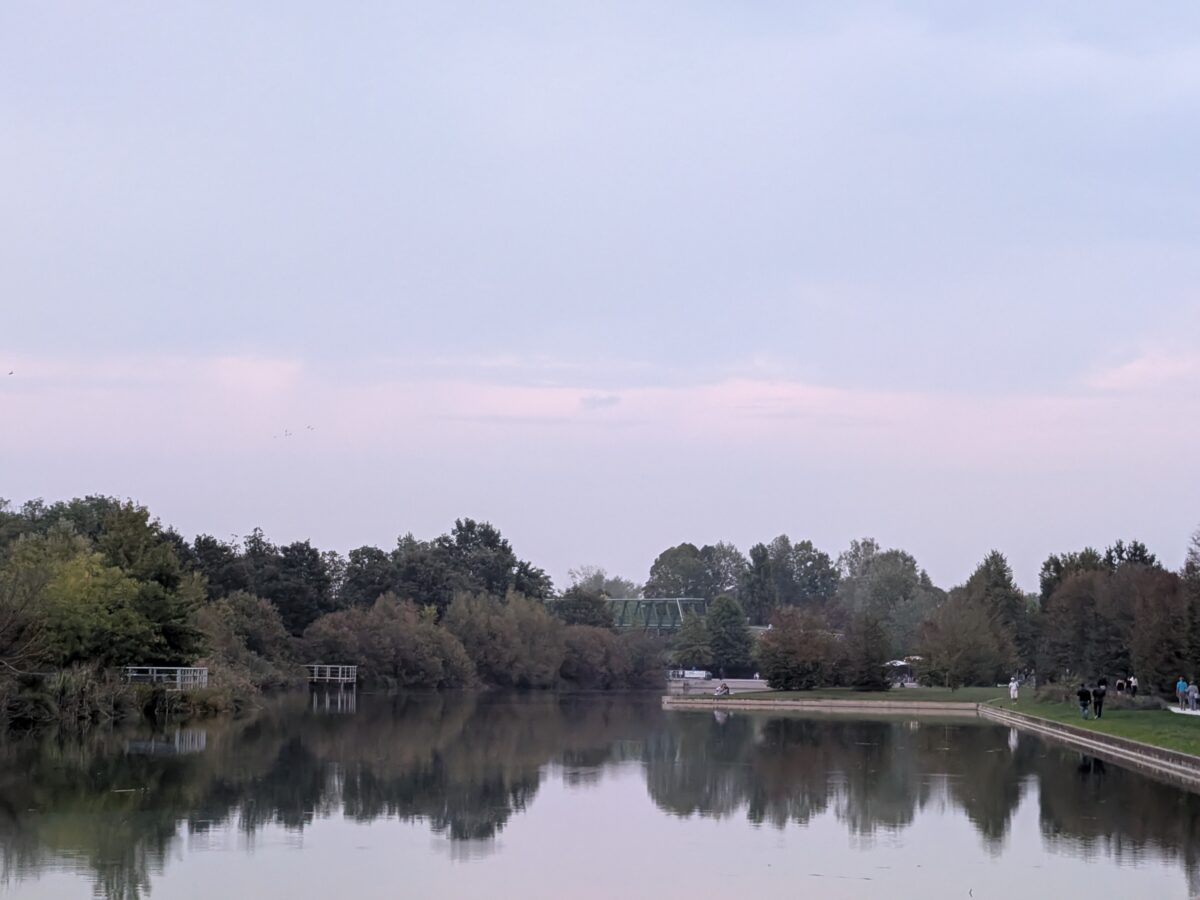 Fotografia scattata con Google Pixel 11 che mostra la gestione del colore e del contrasto del teleobiettivo da 10,8 MP